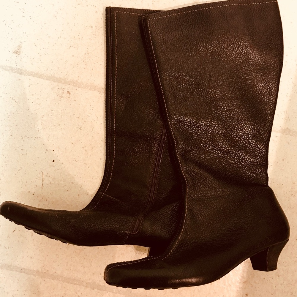 Wide calf boots